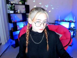 Camshow LissaLeel